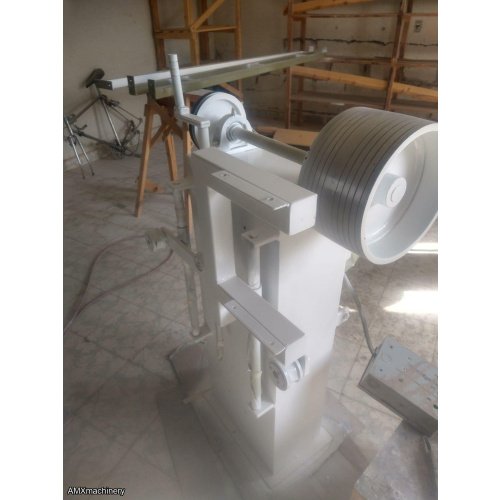 LIJADORA DE BANDA PARA TABLEROS Y LARGUEROS CURVOS DIMENSIONES DE 120 X 240 CMS MOTOR